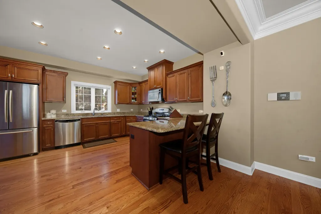 844 North Ellsworth Street Naperville IL 60563