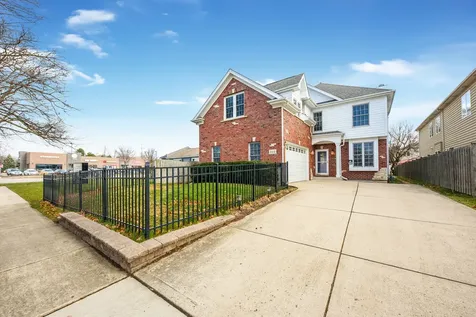 844 North Ellsworth Street Naperville IL 60563