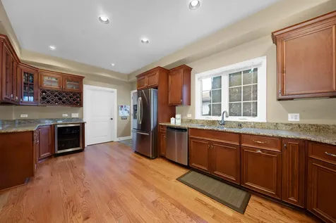 844 North Ellsworth Street Naperville IL 60563