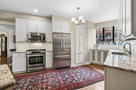 3800 North Lake Shore Drive Chicago IL 60613