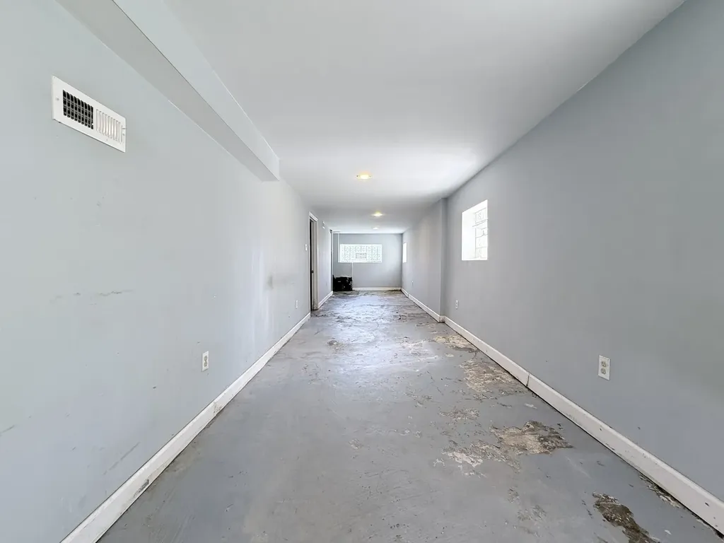 1426 West 112th Place Chicago IL 60643