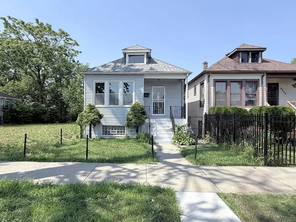 1426 West 112th Place Chicago IL 60643