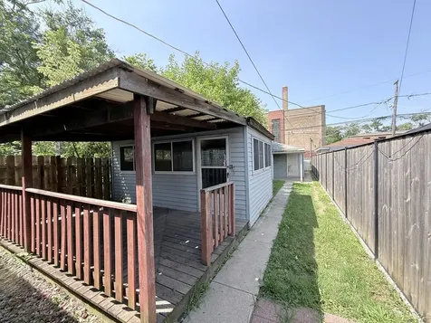1426 West 112th Place Chicago IL 60643