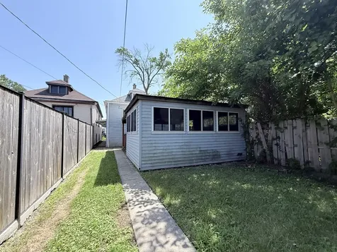 1426 West 112th Place Chicago IL 60643