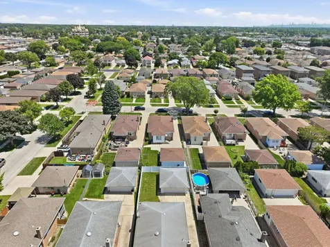 4916 North Ridgewood Avenue Norridge IL 60706