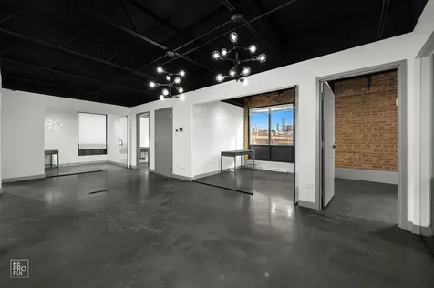 1322 West Walton Street Chicago IL 60642