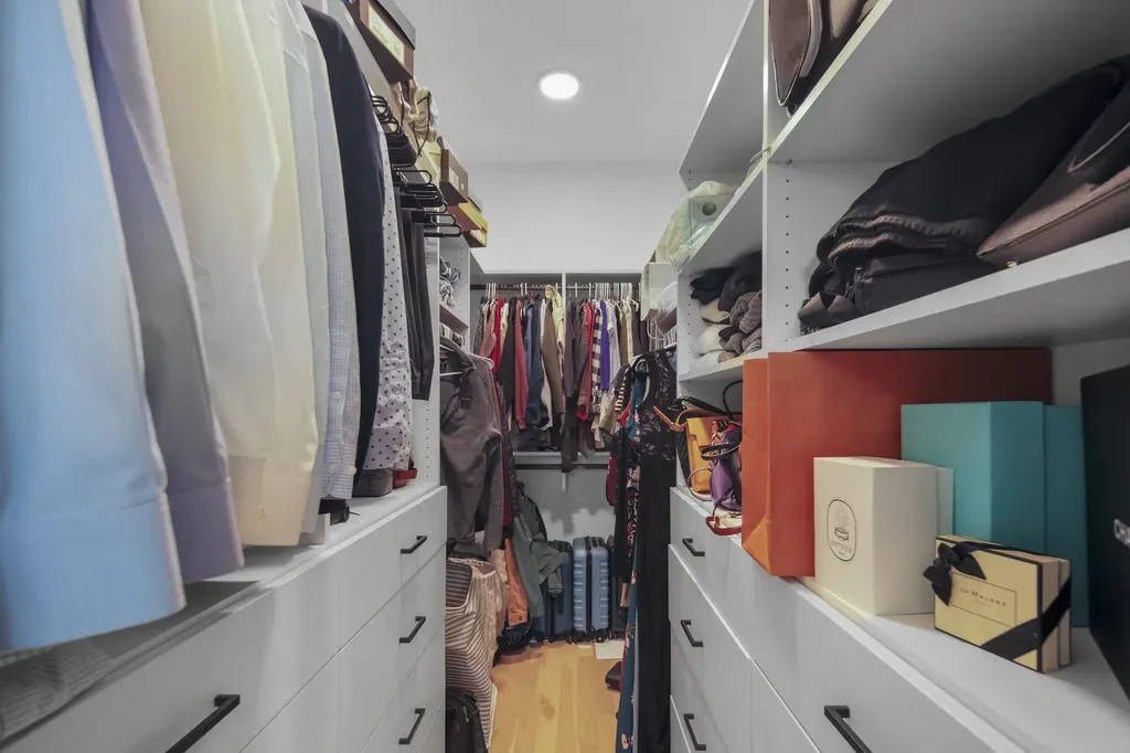 1516 West Diversey Avenue Chicago IL 60614