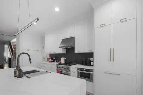 1516 West Diversey Avenue Chicago IL 60614