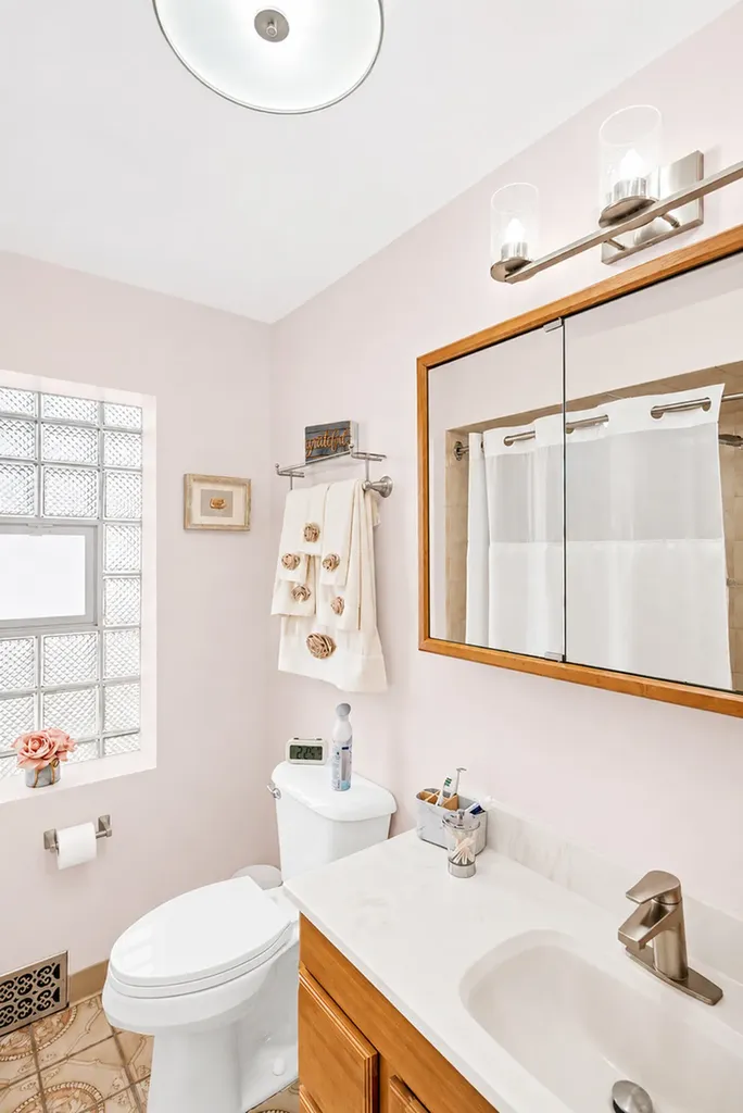 5412 South Natoma Avenue Chicago IL 60638