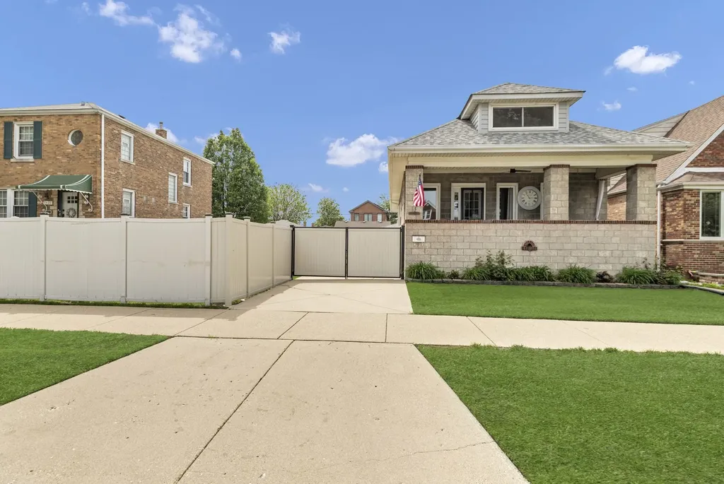 5412 South Natoma Avenue Chicago IL 60638