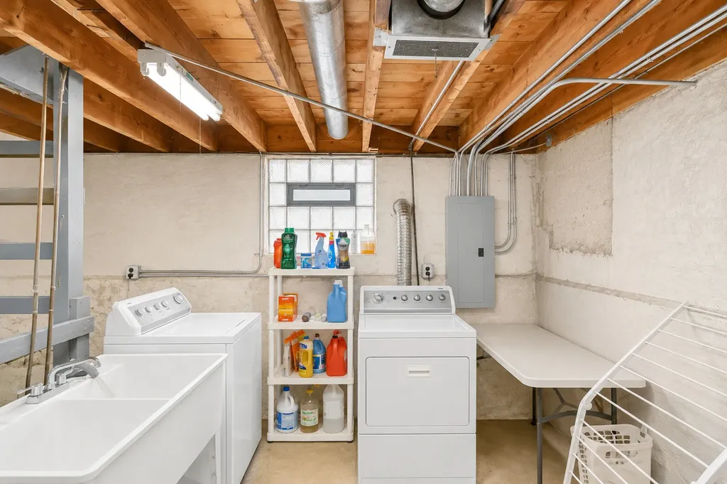5412 South Natoma Avenue Chicago IL 60638