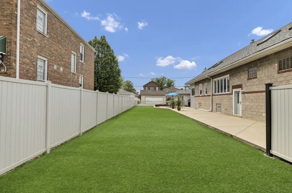 5412 South Natoma Avenue Chicago IL 60638