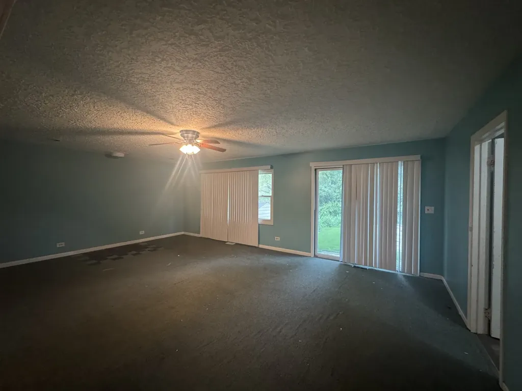 2N236 Amy Avenue Glen Ellyn IL 60137
