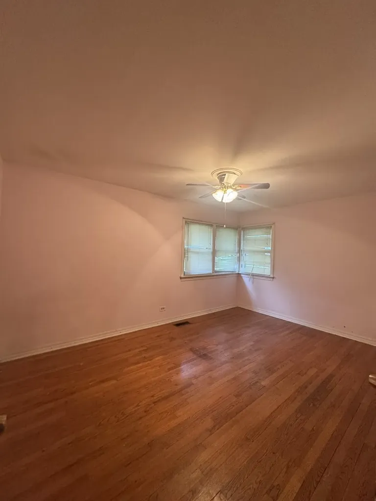 2N236 Amy Avenue Glen Ellyn IL 60137