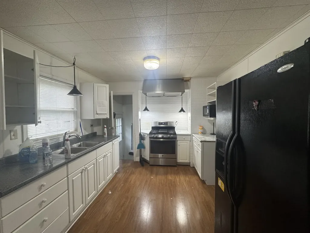2N236 Amy Avenue Glen Ellyn IL 60137