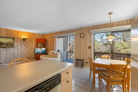49 Oak Hill Colony Fox Lake IL 60020