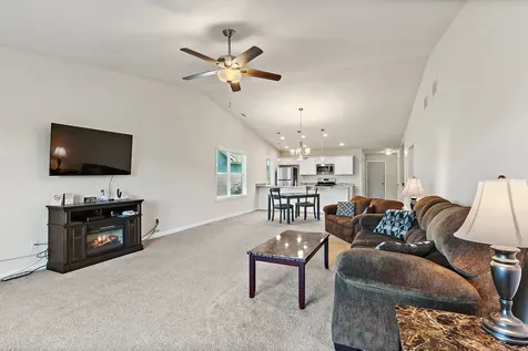 4517 Squaw Valley Drive Loves Park IL 61111