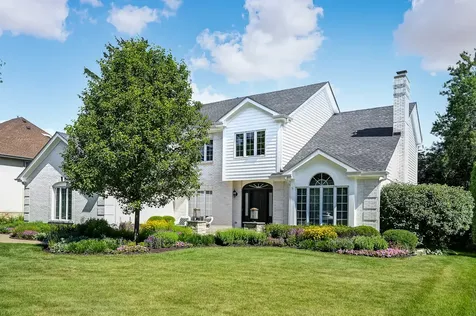 32 Ridgefield Lane Burr Ridge IL 60527