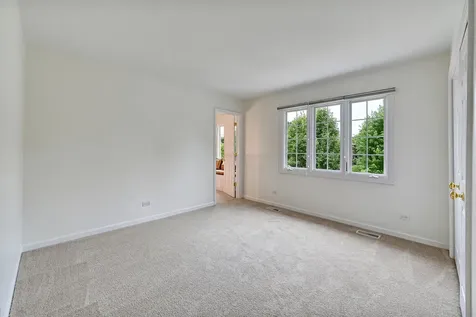 32 Ridgefield Lane Burr Ridge IL 60527