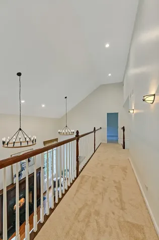 32 Ridgefield Lane Burr Ridge IL 60527