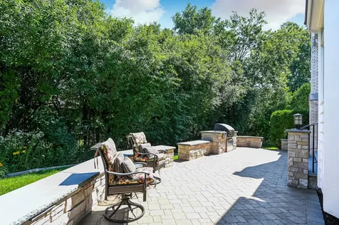 32 Ridgefield Lane Burr Ridge IL 60527