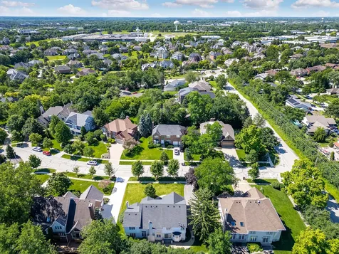 32 Ridgefield Lane Burr Ridge IL 60527