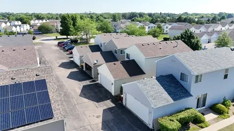 571 Sandy Court Harvard IL 60033