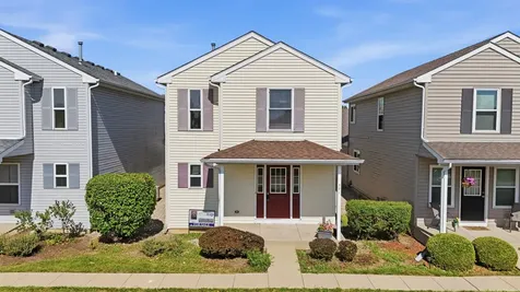 571 Sandy Court Harvard IL 60033