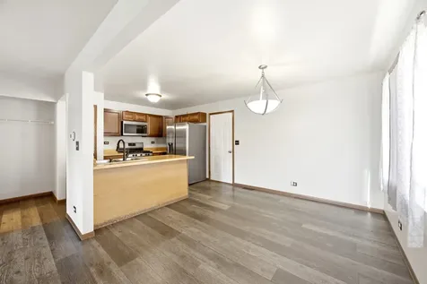 571 Sandy Court Harvard IL 60033