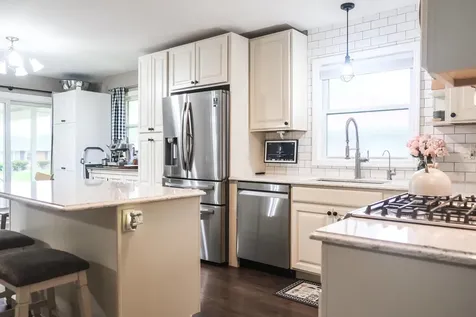 207 Hartway Court Montgomery IL 60538