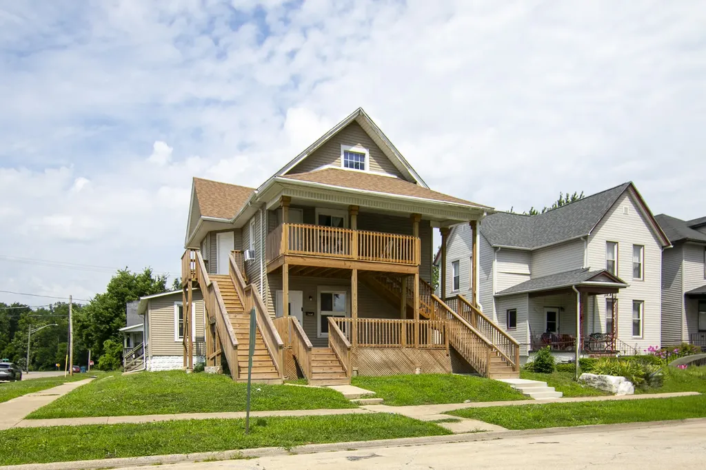 605 North Dearborn Avenue Kankakee IL 60901