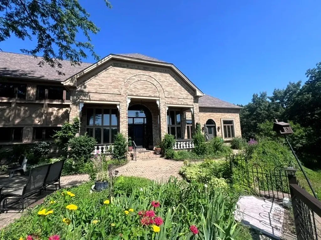41W350 Powers Road Huntley IL 60142