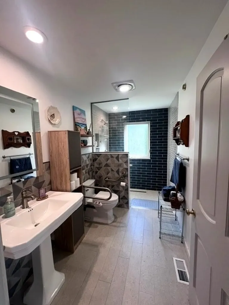 41W350 Powers Road Huntley IL 60142