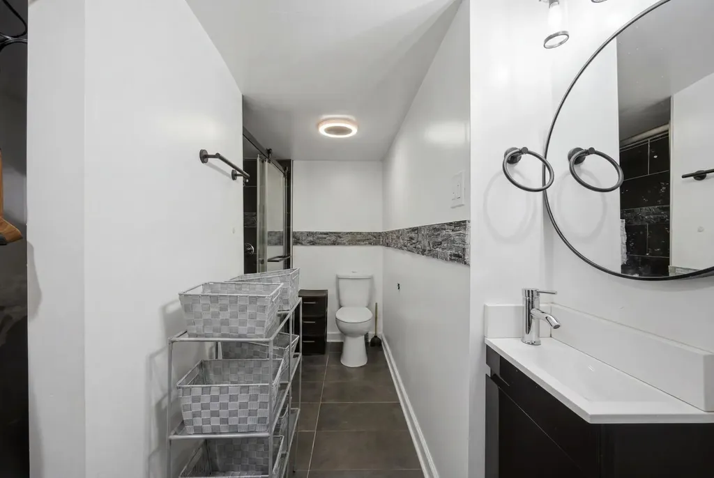 12238 South Aberdeen Street Chicago IL 60643