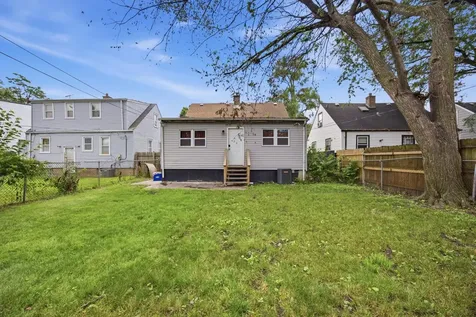 12238 South Aberdeen Street Chicago IL 60643