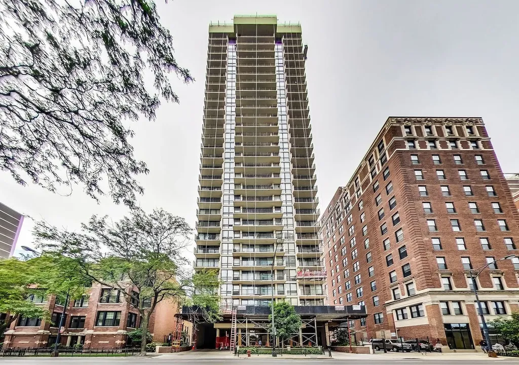 3150 North Sheridan Road Chicago IL 60657