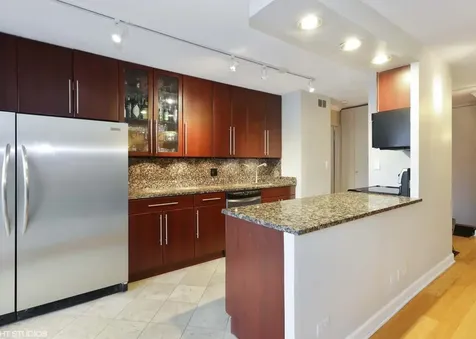 3150 North Sheridan Road Chicago IL 60657