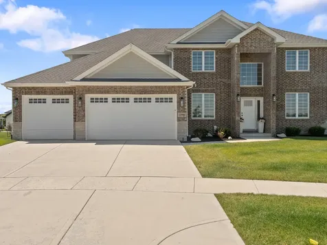 22991 Lancaster Court Frankfort IL 60423