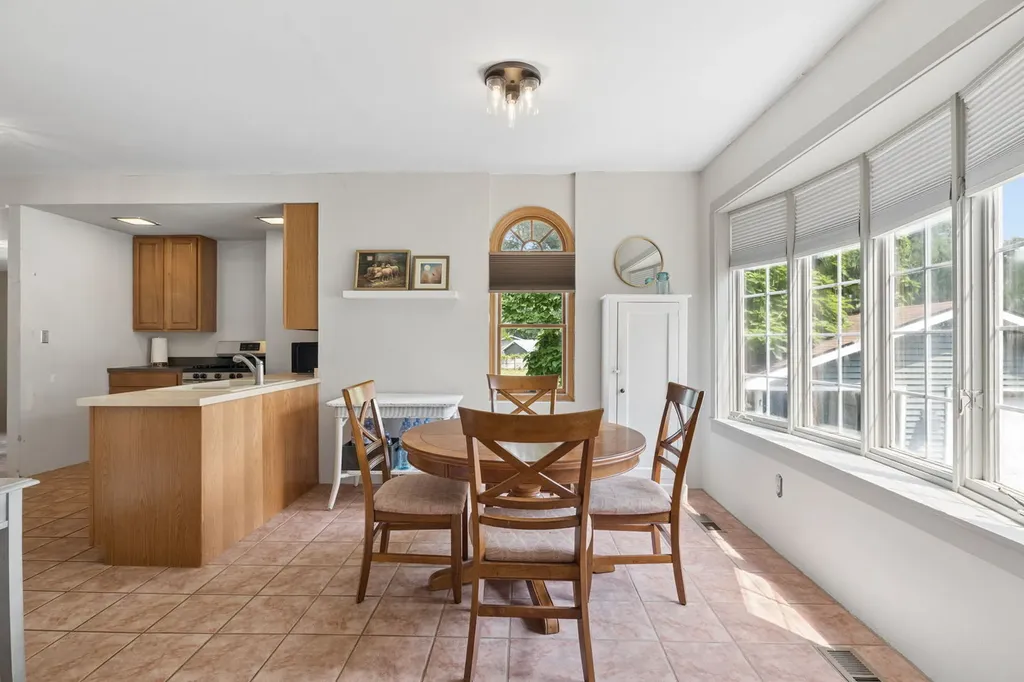 4417 Yender Avenue Lisle IL 60532