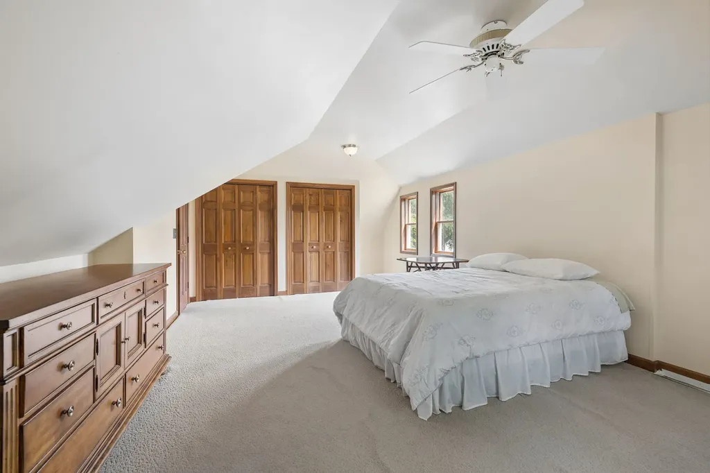 4417 Yender Avenue Lisle IL 60532
