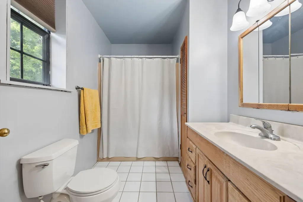 4417 Yender Avenue Lisle IL 60532