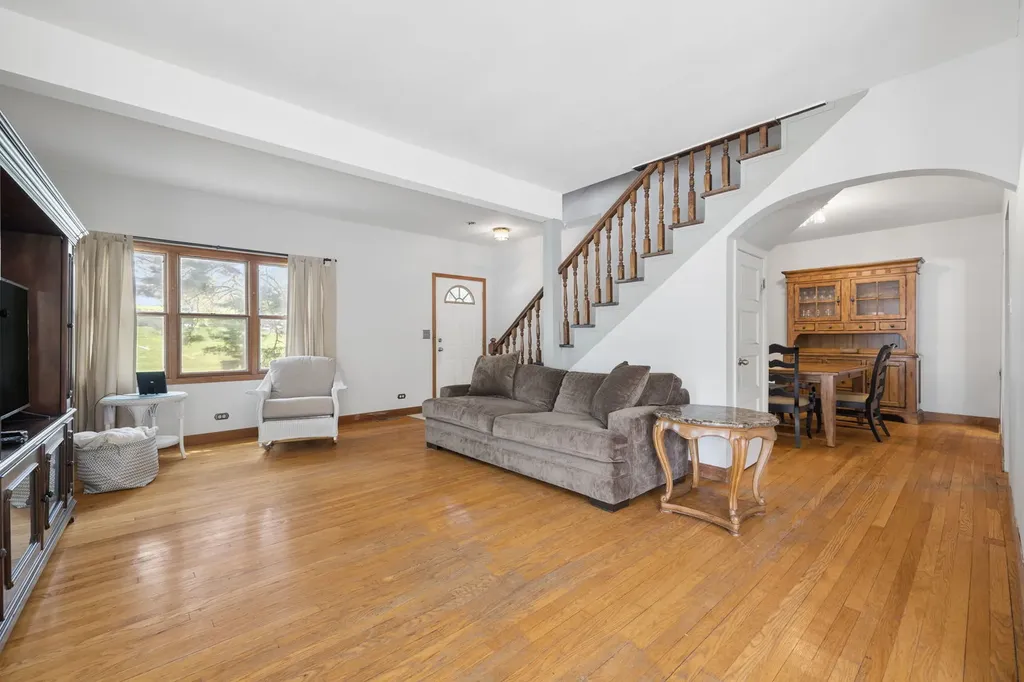 4417 Yender Avenue Lisle IL 60532