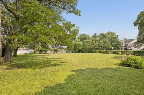 4417 Yender Avenue Lisle IL 60532