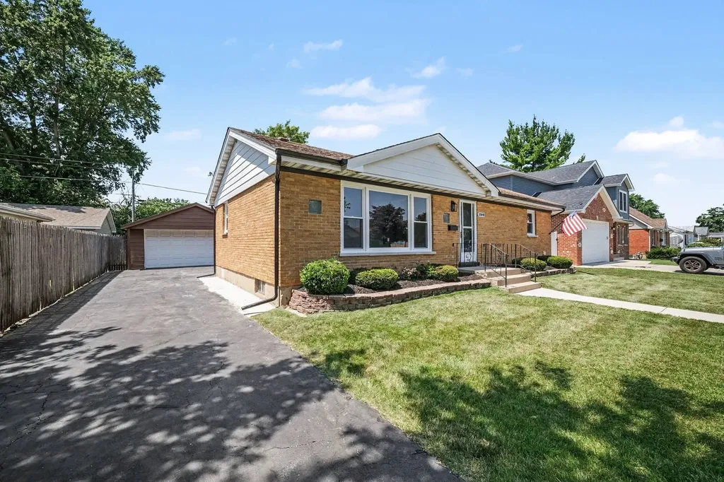 10848 Lombard Avenue Chicago Ridge IL 60415