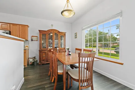 142 Southwicke Drive Streamwood IL 60107