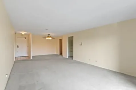 2100 Valencia Drive Northbrook IL 60062