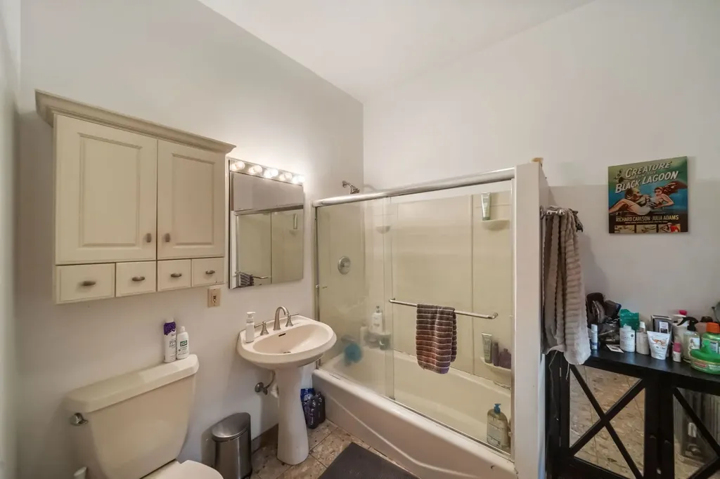 4150 North Ashland Avenue Chicago IL 60613