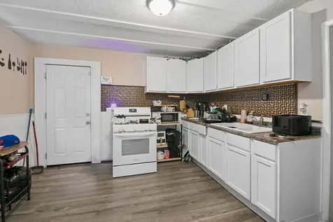 768 North Indiana Avenue Kankakee IL 60901