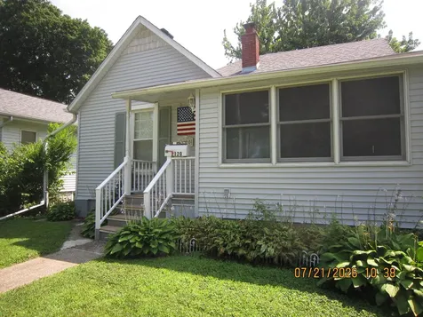 2120 2ND Street Moline IL 61256