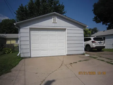 2120 2ND Street Moline IL 61256